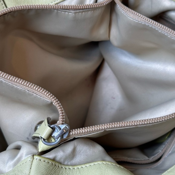 Coach Beige Leather Shoulder Bag - Picture 5 of 11